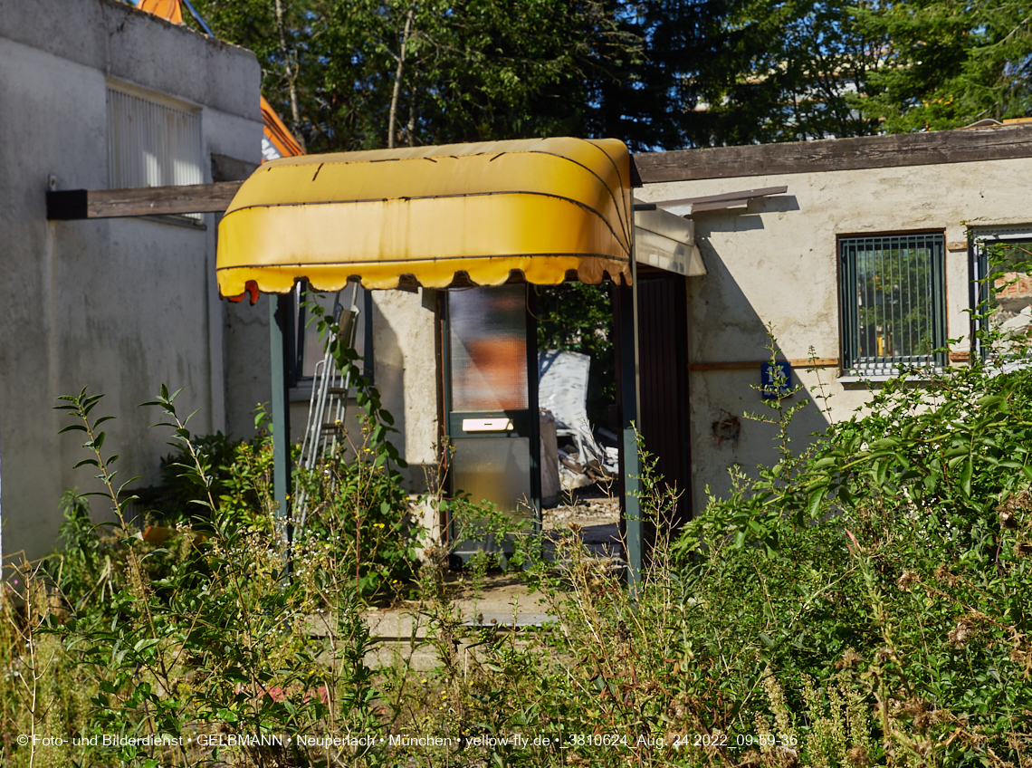24.08.2022 - Baustelle an der Niederalmstraße 16 und Hugo-Lang-Bogen 13 in Neuperlach-Trudering